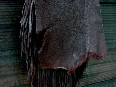 画像2: ディアスキン フリンジベルトポーチ（チョコ）/Deerskin Fringe Belt Pouch