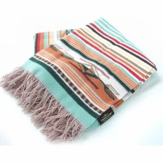 画像3: ペンドルトン チマヨ スロー（コーラル/アクアストライプ）/Pendleton Chimayo Throw(Coral/Aqua Stripe) (3)