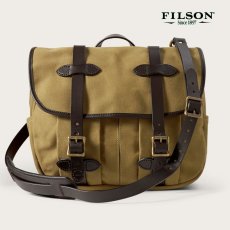 画像1: フィルソン ミディアム フィールド バッグ・ラージ ショルダー バッグ（タン）/Filson Medium Field Bag(Tan) (1)
