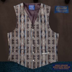画像1: ペンドルトン U.S.A ヴァ－ジン ウール ベスト（ブラウン）/Pendleton U.S.A Virgin Wool Vest(Standing Rock) (1)