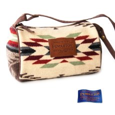 画像1: ペンドルトン トラベル キット バッグ・ドップ バッグ（ブラウン スピリットオブザピープル）/Pendleton Travel Kit Dopp Bag With Strap (1)