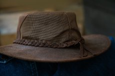 画像2: ワックスレザー＆メッシュ クラッシャブル・パッカブルハット（ブラウン）/Leather Hat(Brown) (2)