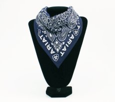 画像3: アリアット バンダナ ペイズリー ネイビー（55cmx55cm）/Ariat  Bandana Navy 22"X22" (3)