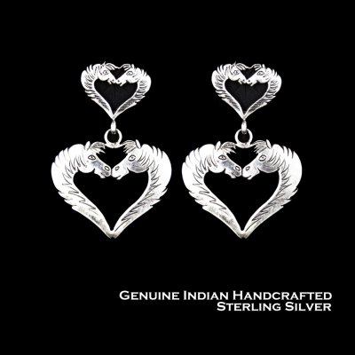 画像1: ホース 馬 ハート ピアス アメリカ インディアン ナバホ族作 /Navajo Sterling Silver Horse Earrings