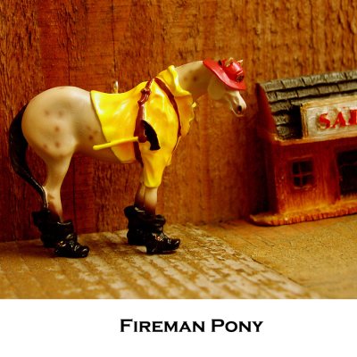 画像1: ペインテッド ポニー ホース・馬の置物 ファイアーマン ポニー/Painted Pony Fireman Pony