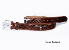 画像2: ジャスティン ロングホーン テキサススター コンチョ ウエスタン ベルト（ブラウン・ブラック）/Justin Longhorn with Texas Star Concho Western Belt(Natural Brown/Black) (2)