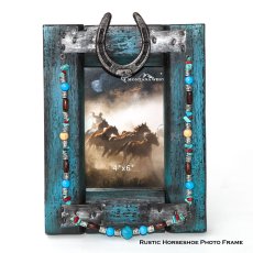 画像1: ウエスタン ホースシュー ビーズ フォトフレーム ターコイズ（木製写真立て）/Rustic Wood Photo Frame Horseshoe(Distressed Turquoise) (1)