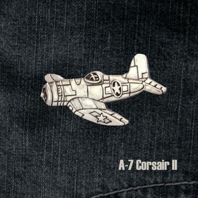 画像1: A-7 コルセアII ピンバッジ ピンズ/Pin A-7 Corsair II