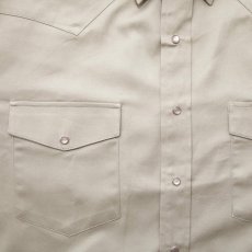 画像2: パンハンドルスリム ウエスタンシャツ トープ無地（長袖）/Panhandle Slim Long Sleeve Sold Snap Western Work Shirt(Taupe) (2)