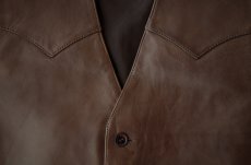 Color:Chocolate