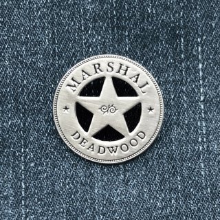 【未開封】ヘフナー 120周年記念 ピンバッジ ビートルズ ピンバッジ】ビートルズ イエロー・サブマリン The Beatles 音楽