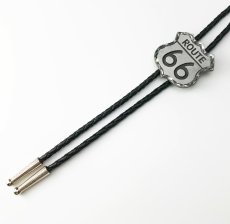 画像2: アメリカ ルート66 ダイアモンドカット ボロタイ（アンテイークシルバー）/Route 66 Diamond Cut Bolo Tie (2)