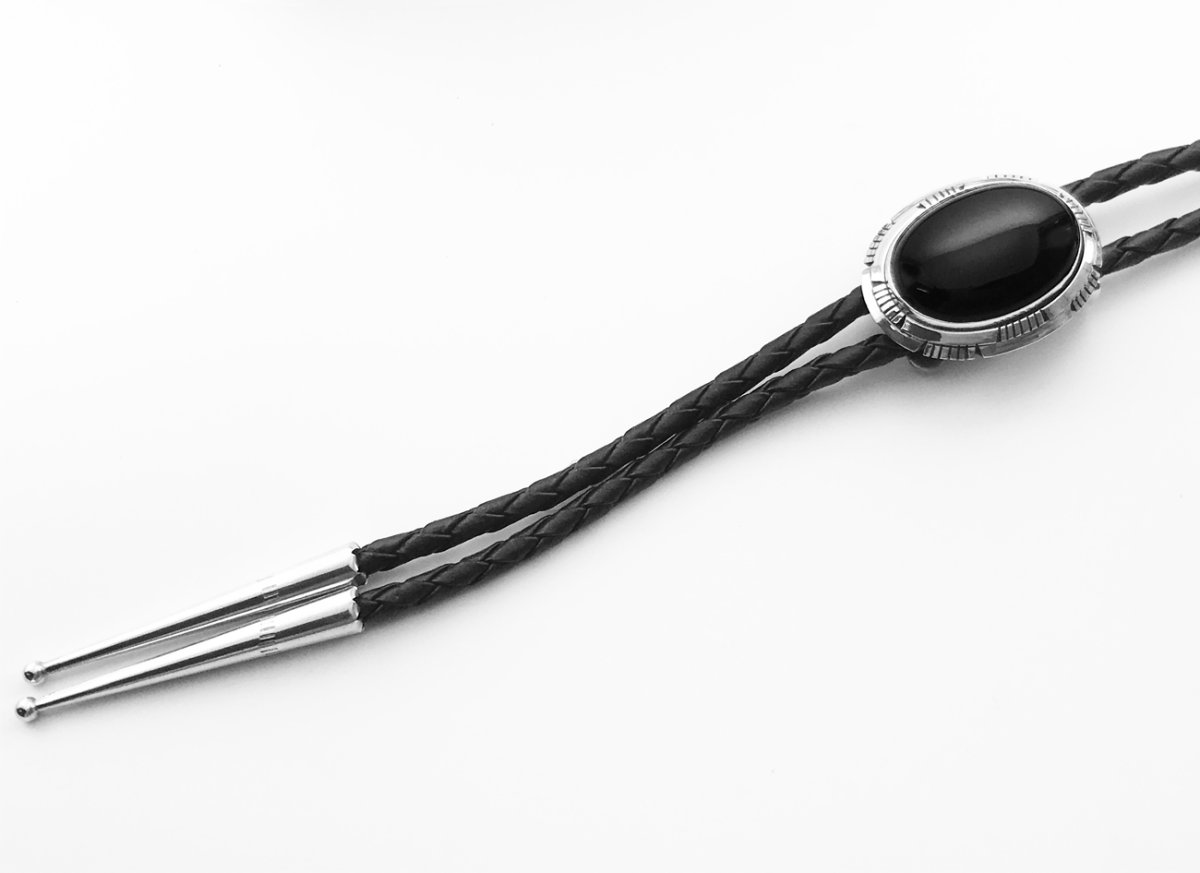 画像2: オニキス&925 シルバー ボロタイ ネイティブアメリカン ナバホ族 ハンドメイド/Navajo Onyx Sterling Silver Bolo Tie (2)