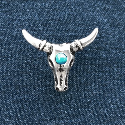 画像1: カウ スカル ウエスタン ハットピン ピンバッジ（シルバー・ターコイズ）/Pins Cow Skull Silver w/Turquoise Accent