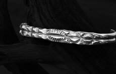 画像2: インディアンジュエリー ナバホ族 ハンドメイド スターリングシルバー ブレスレット/Native American Navajo Sterling Silver Cuff Bracelet (2)