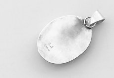 画像2: ネイティブアメリカン ナバホ族作 スターリングシルバー ハウライト ペンダント トップ/Native American Navajo Sterling Silver Howlite Pendant  (2)
