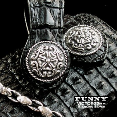 画像1: ファニー 37mm 925 スターリングシルバー ビクター コンチョ/Funny 37mm VICTOR Concho
