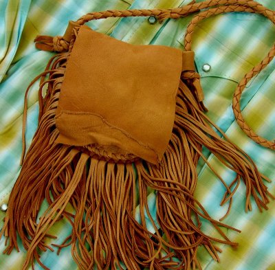 画像1: ディアスキン フリンジ ショルダーバッグ（サドル）/Deerskin Fringe Shoulder Bag(Saddle)