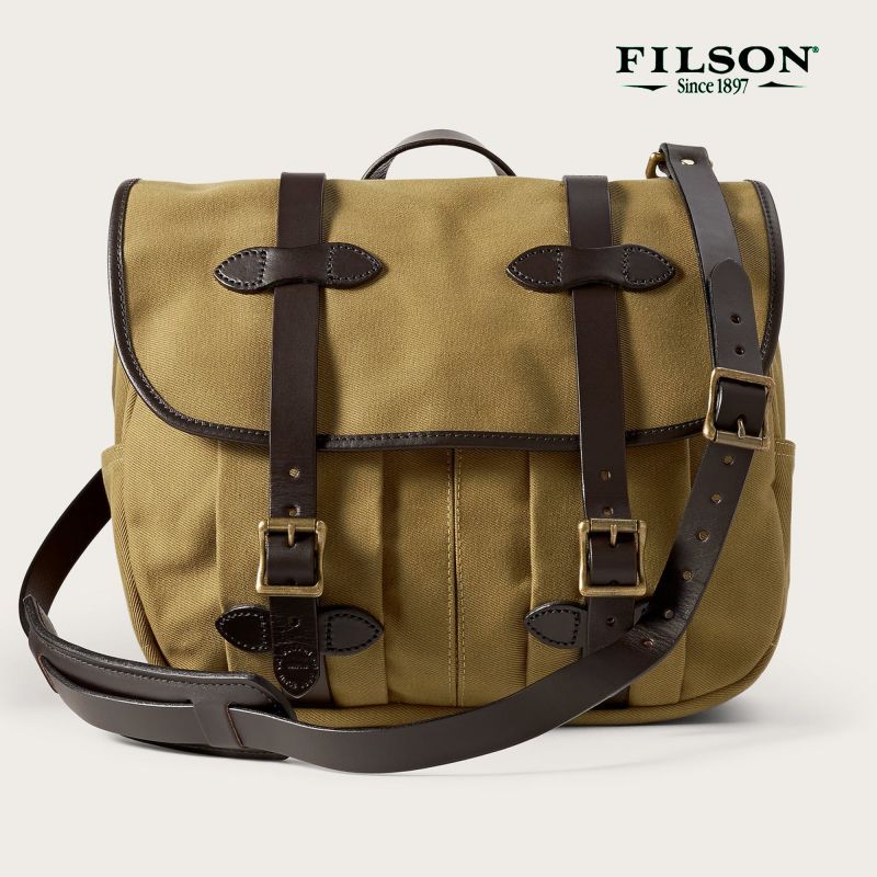 フィルソン ミディアム フィールド バッグ・ラージ ショルダー バッグ（タン）/Filson Medium Field Bag(Tan)