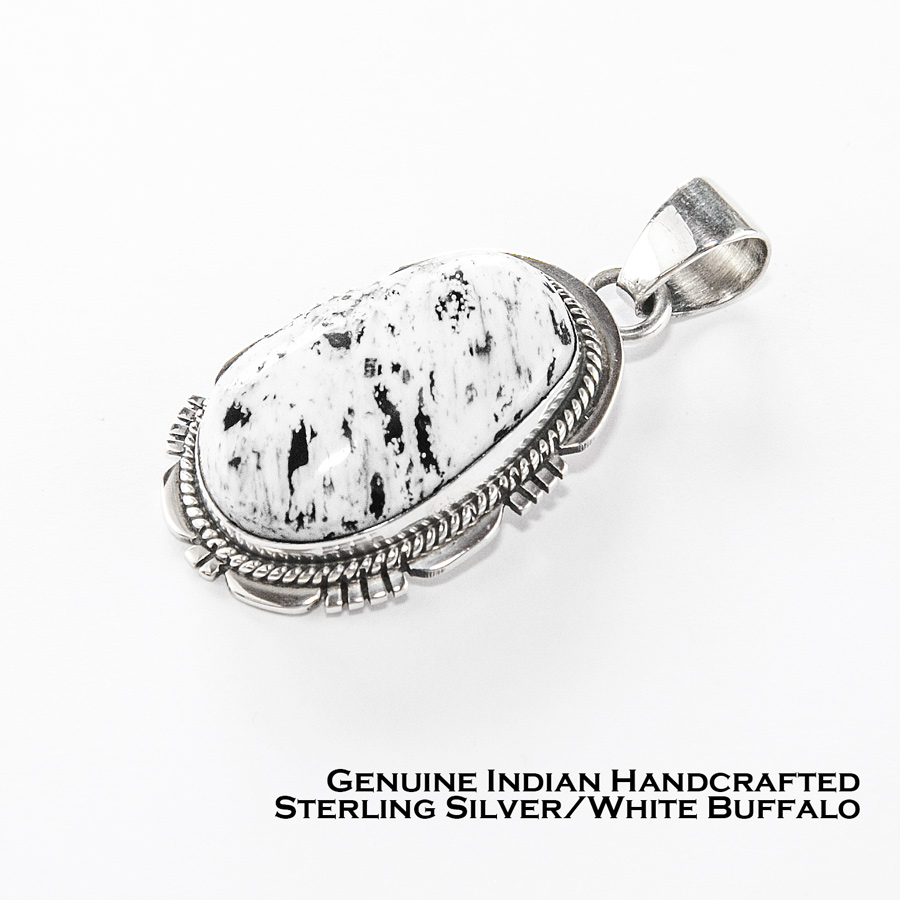アメリカン インディアン ナバホ族 ハンドメイド ホワイトバッファロー スターリングシルバー ペンダント トップ/Native American  Navajo White Buffalo Sterling Silver Pendant