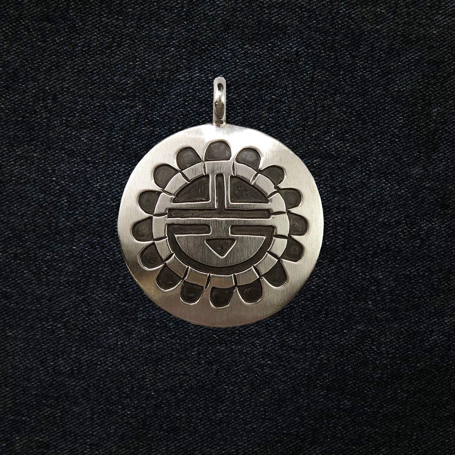 アメリカ インディアン ナバホ族 サンフェイス オーバーレイ スターリングシルバー ペンダント トップ/Native American Navajo  Sterling Silver Pendant Sunface