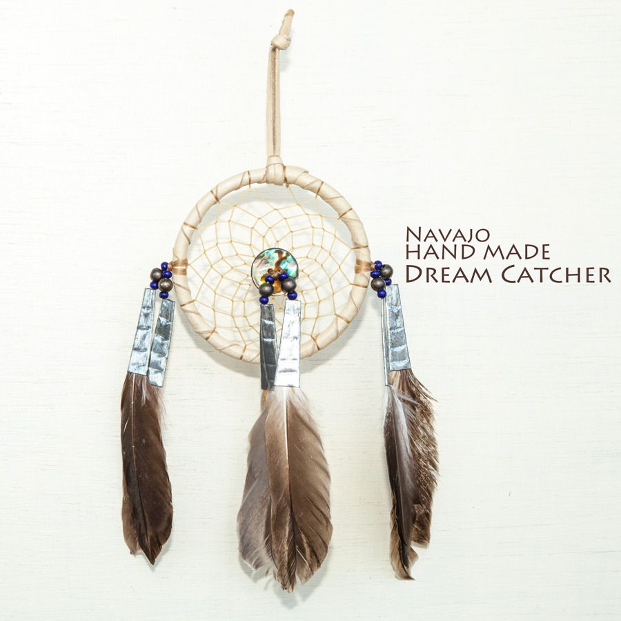 画像1: アメリカインディアン ナバホ族 ハンドメイド ドリームキャッチャー 7.7cm（クリーム）/Navajo Hand Made Dream Catcher (1)